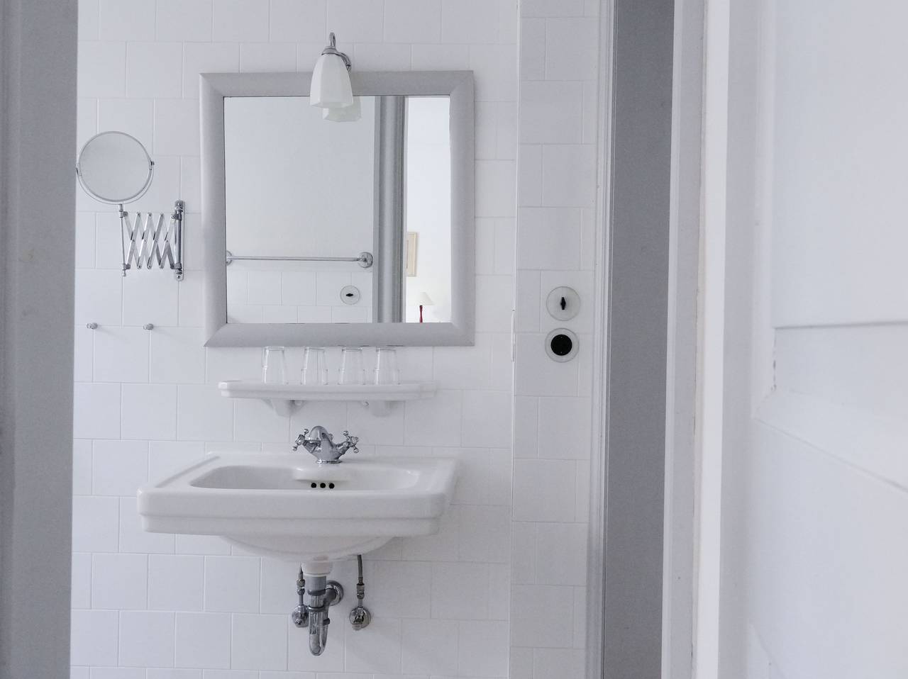 Ganze Ferienwohnung, Ferienwohnung Herrenhaus Linker Seitenflügel I - Boldevitzer Rügenkaten in Parchtitz, Bergen auf Rügen und Umgebung