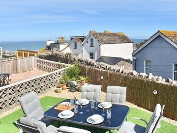 Holiday Home for 5 People in Brixham, Torbay, Photo 1