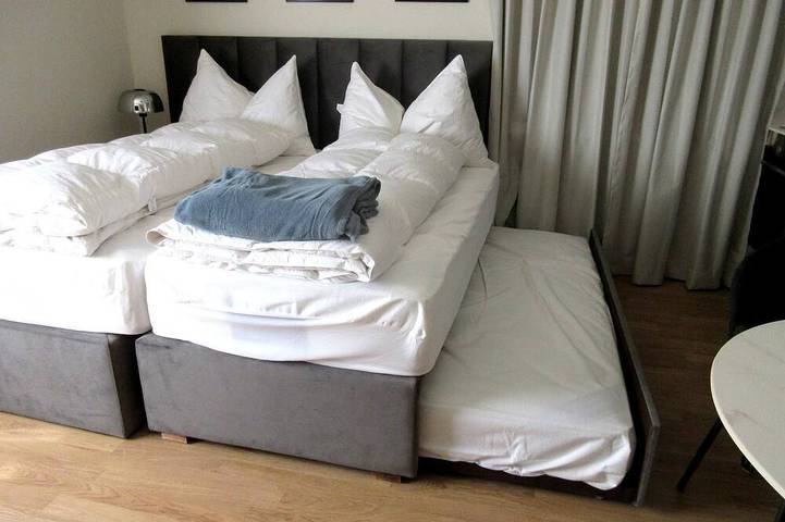 Ganze Wohnung, Zeitloser Alpenaufenthalt, Terrasse, Zentrum von Davos in Davos Platz 1, Davos