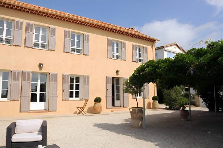 Chambre d’hôte pour 2 personnes, avec jardin et piscine dans les Alpes maritimes - 3