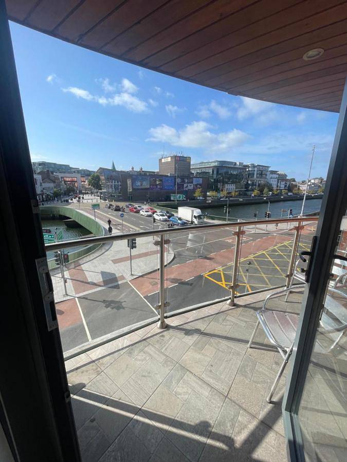 Apartamento para 4 personas, con terraza y vistas en Cork