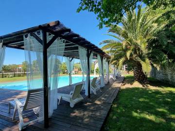 Location de vacances pour 6 personnes, avec jardin à Saint-Just-Luzac