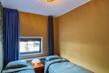 Woonboot voor 4 Personen in Amsterdam Zuid, Noord-Holland, Afbeelding 2