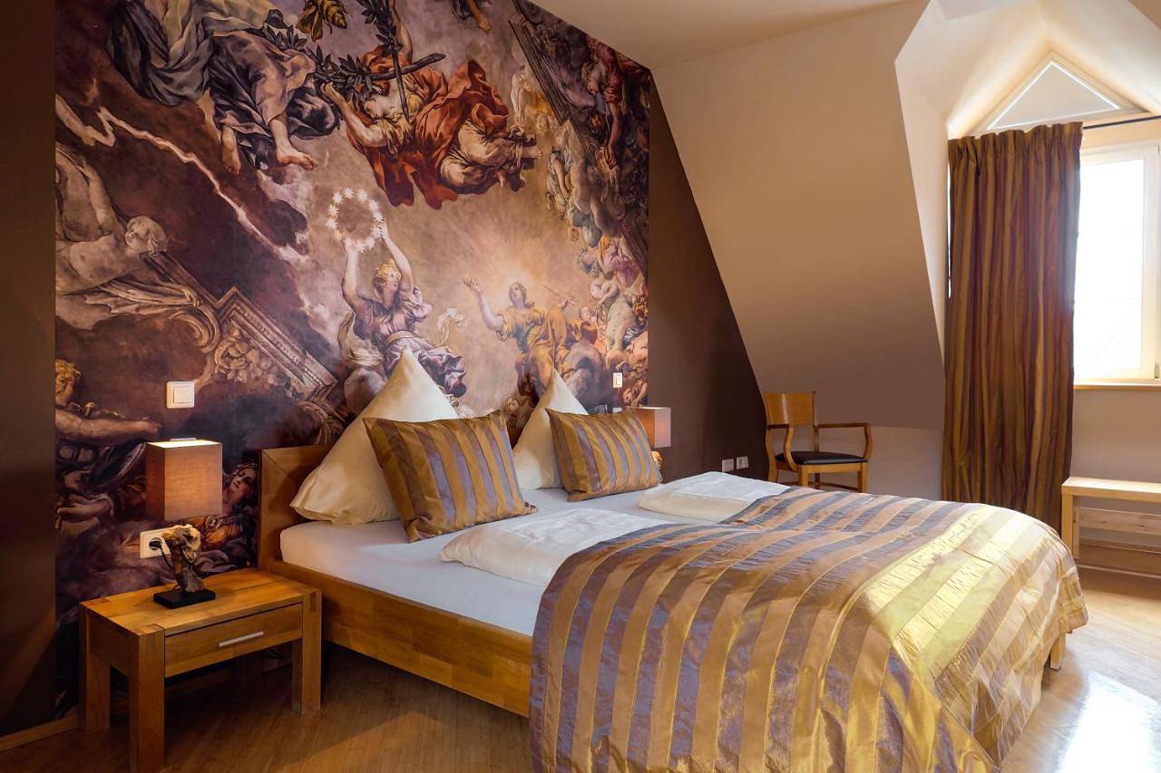 Landhotel Hauer in Pleisweiler-Oberhofen, Südliche Weinstraße