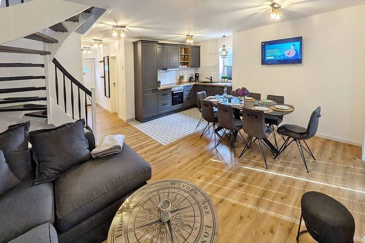 Ferienhaus für 8 Personen, mit Garten und Terrasse sowie Sauna in Carolinensiel