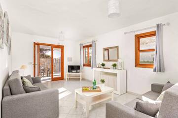Villa in Ciutadella, Coast of Menorca für 8 