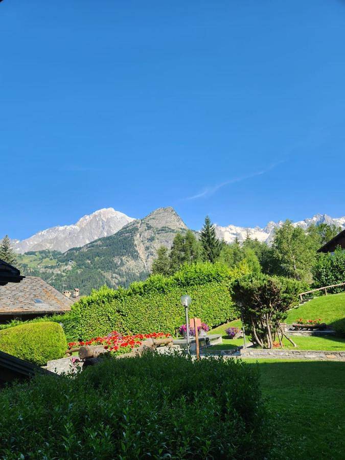 Appartement de vacances pour 4 personnes, avec vue et jardin