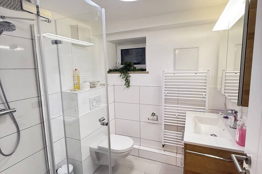 Ganze Wohnung, Ruhiges Apartment nähe Lübeck in Stockelsdorf, Ostholstein