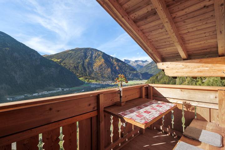Agriturismo per 4 persone, con Balcone e Giardino nonché Vista lago