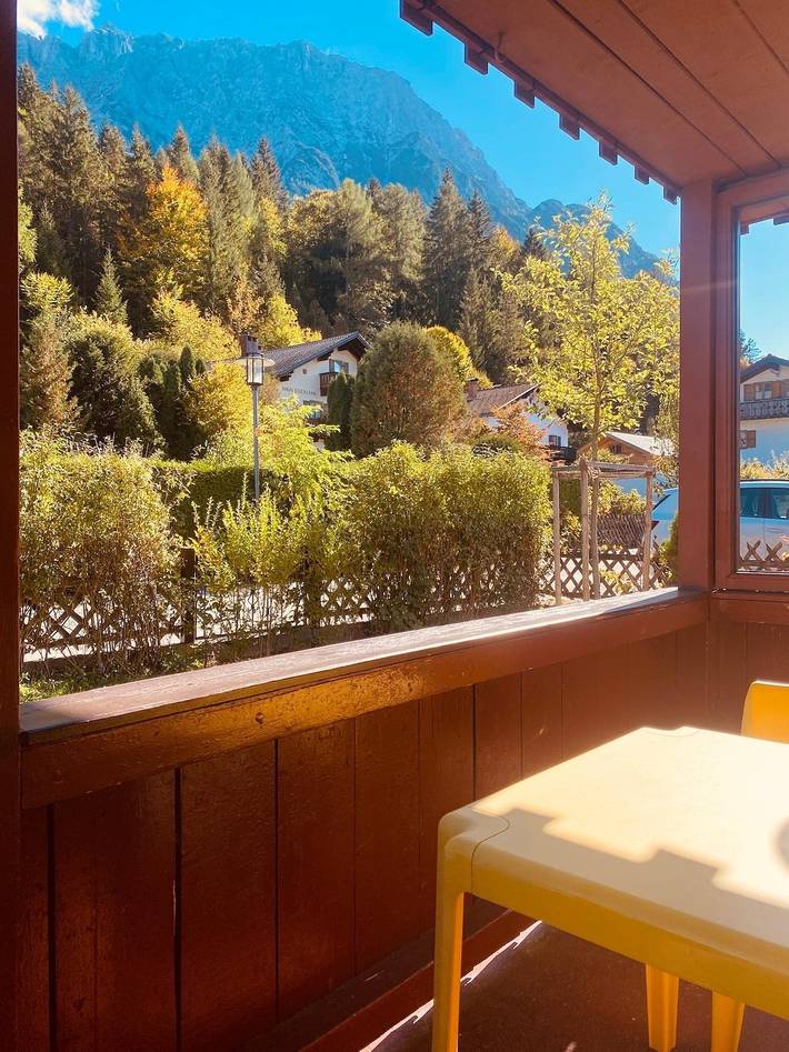 Ferienhaus für 6 Personen, mit Balkon und Terrasse sowie Garten und Ausblick im Mittenwald - 4