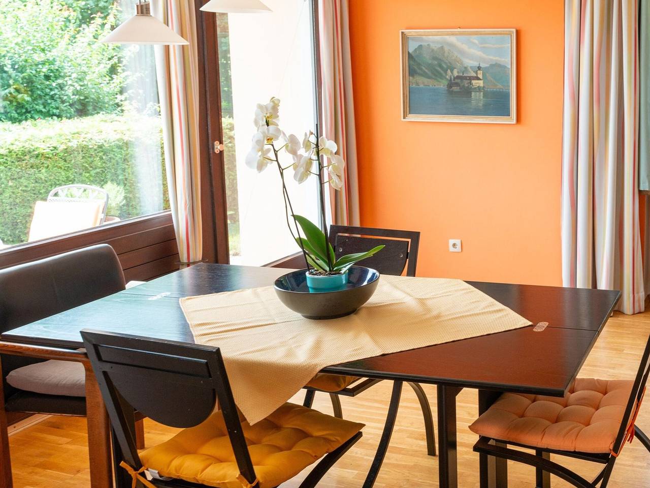 Holiday Home Attersee near Hiking Trails in Salzkammergut-Berge, Attersee am Attersee