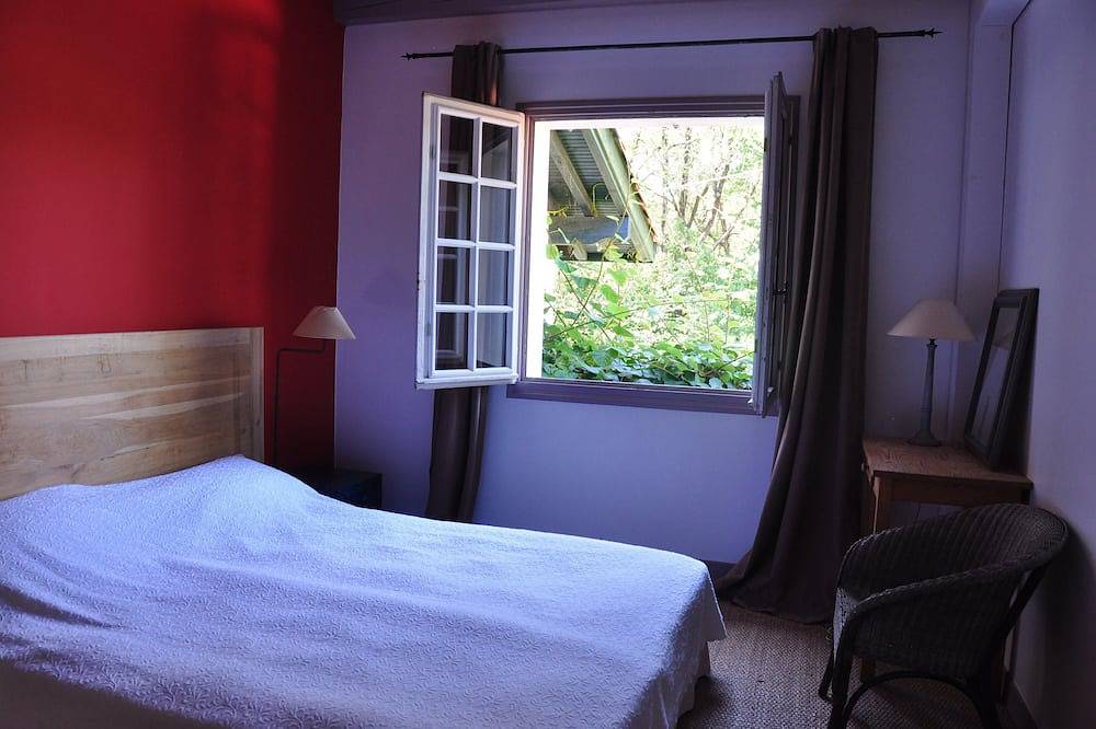 2 houses on 65.000 sq ft closed / 18p Outstanding view Climatisation Heated pool in Ascain, Bayonne region