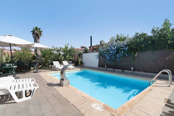 Villa pour 5 personnes, avec Jardin