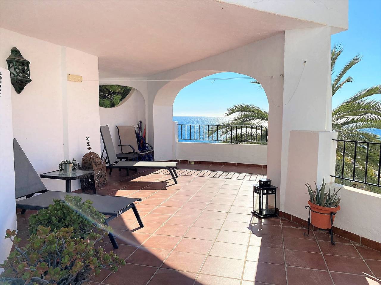 Entire apartment, Capistrano Playa 206 by Casasol in Playa de Burriana, Nerja
