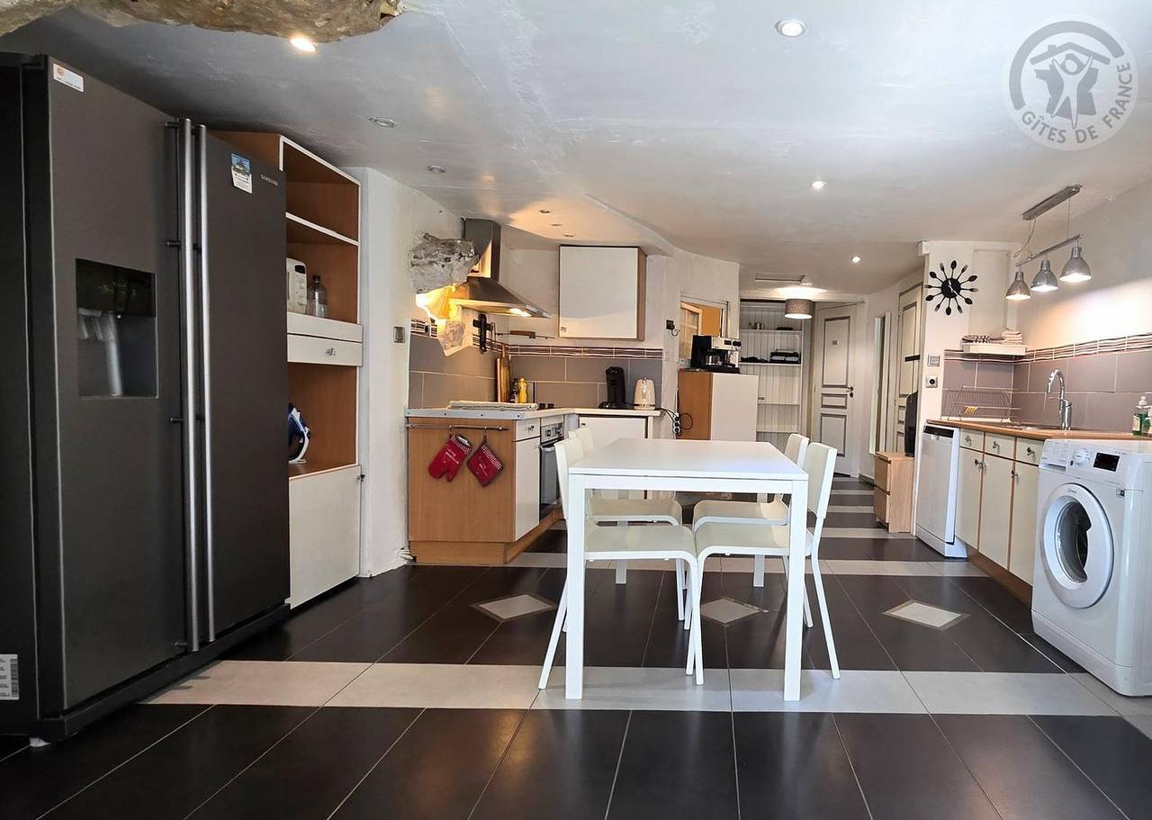 L'architecture de l'optimiste in Bennecourt, Yvelines