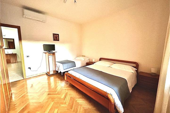 Appartement entier, The Orange Apartment in Recanati, Côte Adriatique Marken