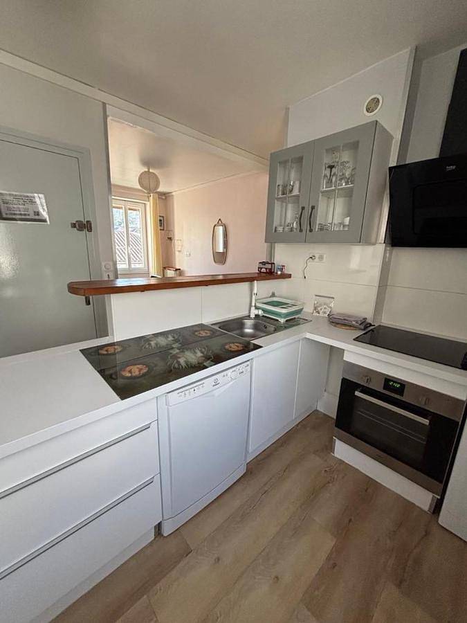 Gîte pour 4 personnes dans Thermes De Neris Les Bains Neris Les Bains - 2