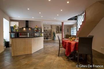 Gîte pour 6 personnes, avec balcon à Champeix