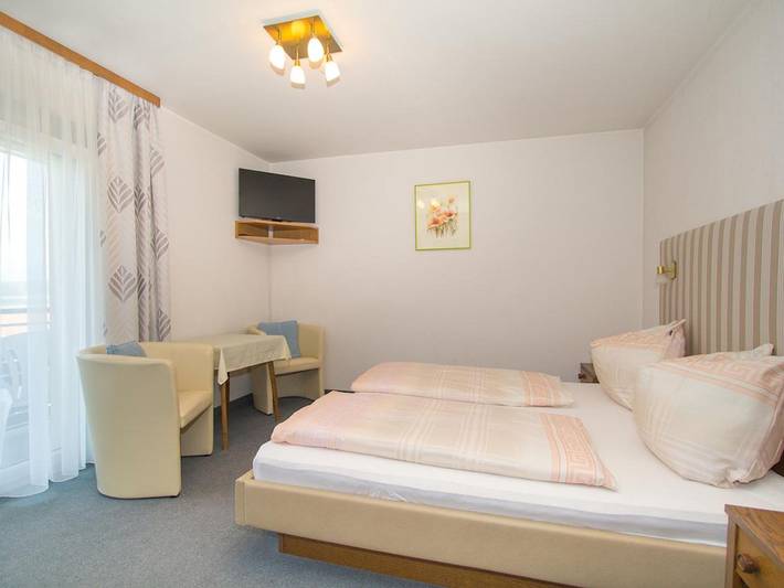 Ferienwohnung für 3 Personen, mit Garten, kinderfreundlich in Villach - 2