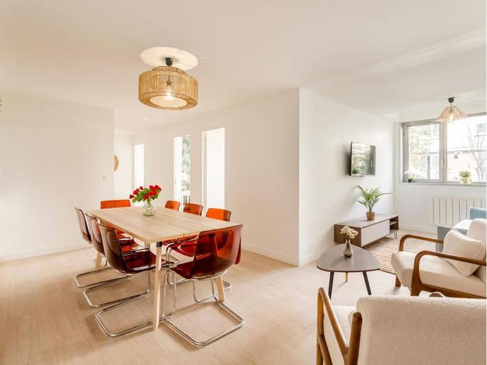 Gîte pour 8 personnes, avec Vue dans Paris Rue Sextius Michel