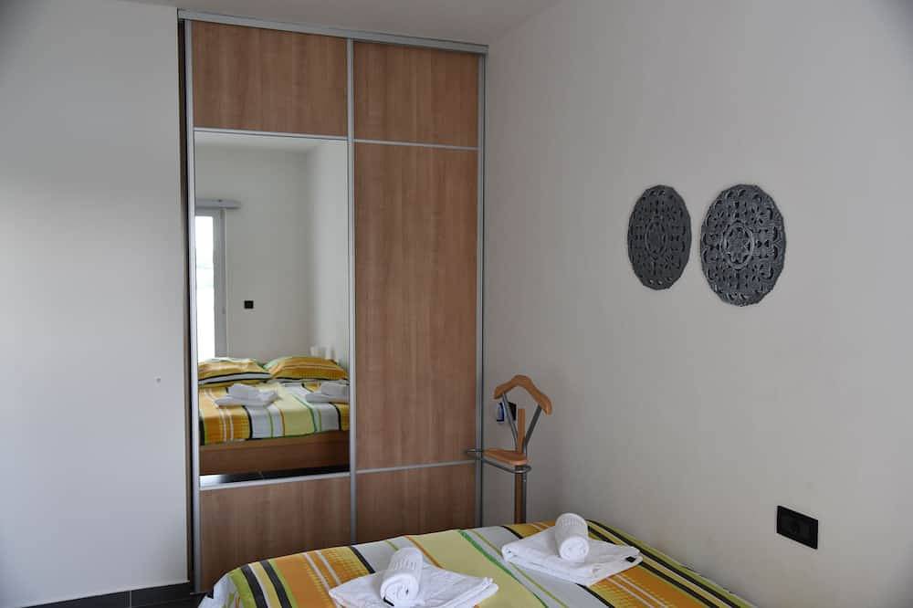 Cały apartament, Villa Pina-Top **** Apartament nad morzem w Tisno / Dalmacja in Tisno, Żupania szybenicko-knińska