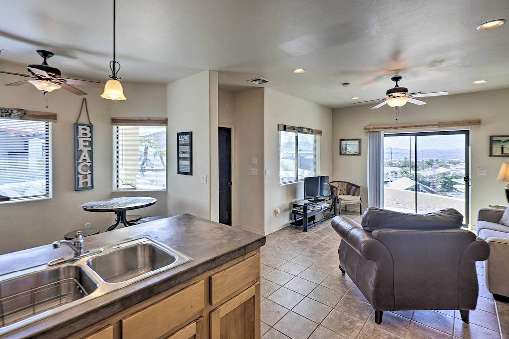 Lake Havasu City Cottage mit Pool, Spa und Blick auf den See! in Lake Havasu City, Mohave County