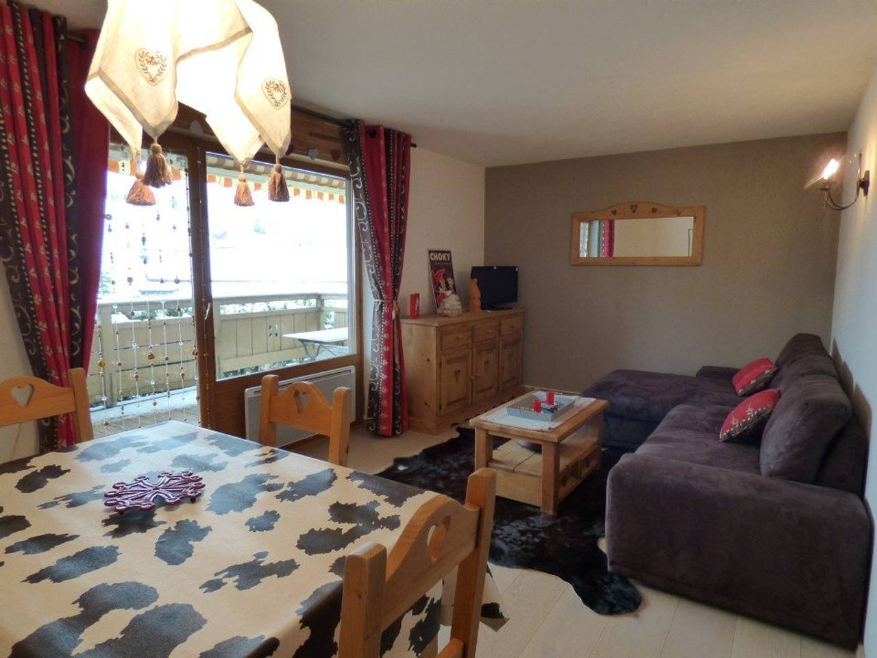 Apartamento entero, Moderno T2 + zona montaña, 43 m², soleado, ideal para 6 personas, cerca de pistas y tiendas in Chinaillon, Le Grand-Bornand