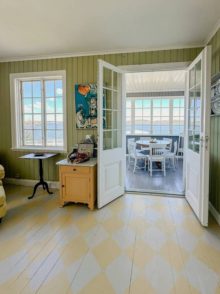 Exklusiv skärgårdsidyll med magiska solnedgångar in Vaxholm, Stockholms skärgård