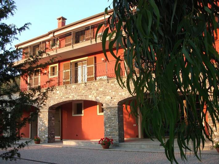 Agriturismo per 4 persone, con Giardino a Alassio