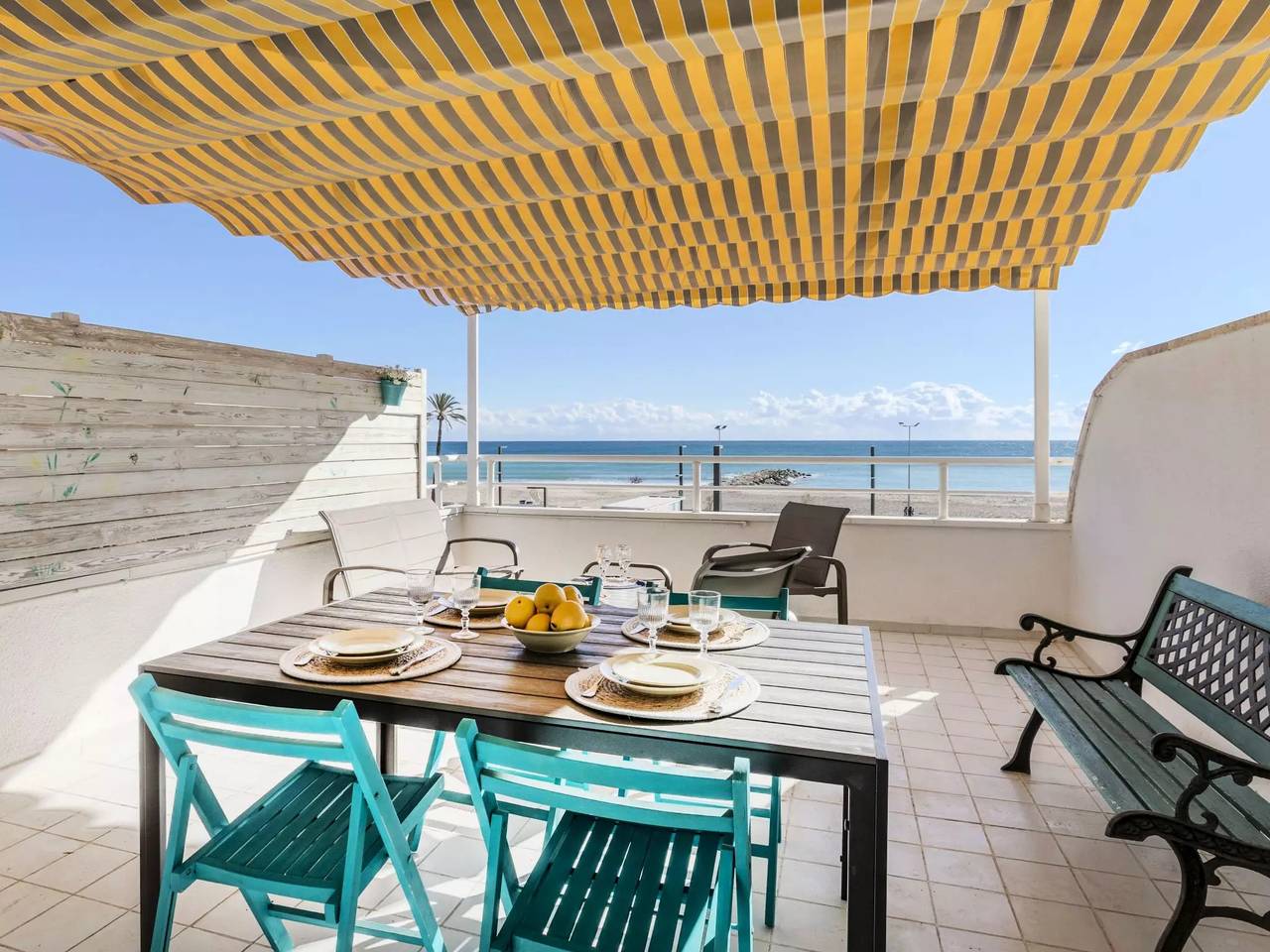 Apartamento entero, 3 Pièces 4 Personnes in Cubellas, Garraf