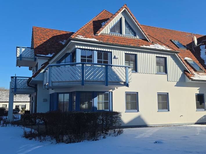 Ganze Ferienwohnung, Oewern Diek 23 in Wustrow, Fischland
