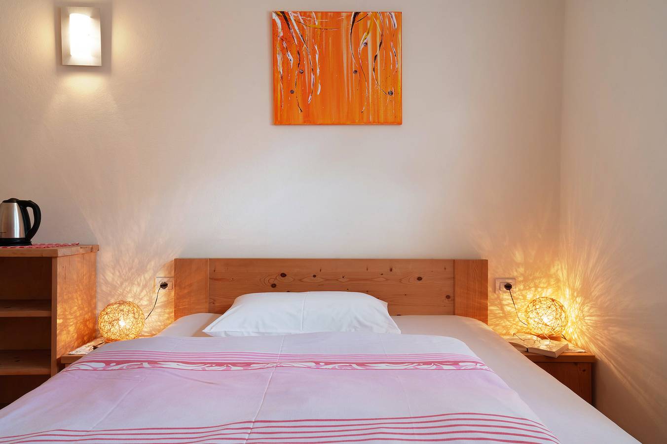 Ganzes Studio, Einzimmerapartment 'Appartment Single' mit Bergblick, Gemeinschaftsgarten und Wlan in Sarnthein, Sarntal