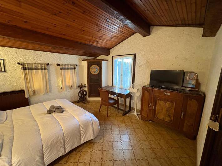 Gîte pour 4 personnes, avec jardin et vue à La Crau - 3