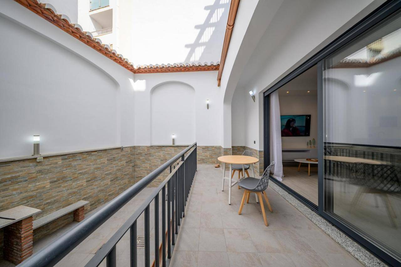 Apartamentos Sibarys in Nerja Centre, Nerja