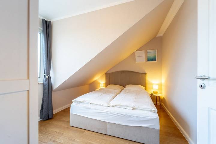 Ferienwohnung für 4 Personen, mit Ausblick und Balkon sowie Sauna, mit Haustier in Nordholz - 3