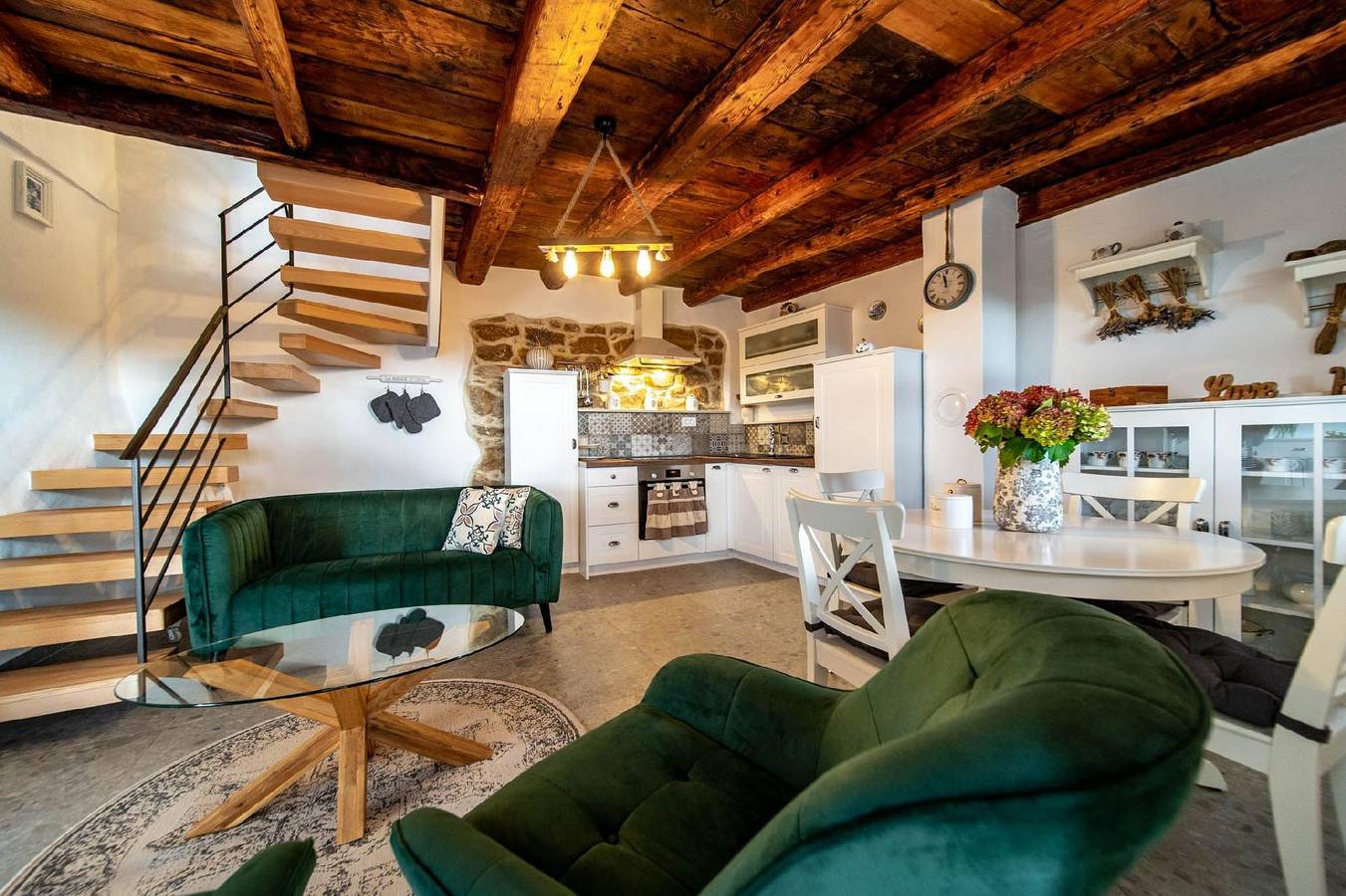 Ganze Ferienwohnung, Apartment in Lopar mit Garten, Grill und Terrasse in Lopar, Rab