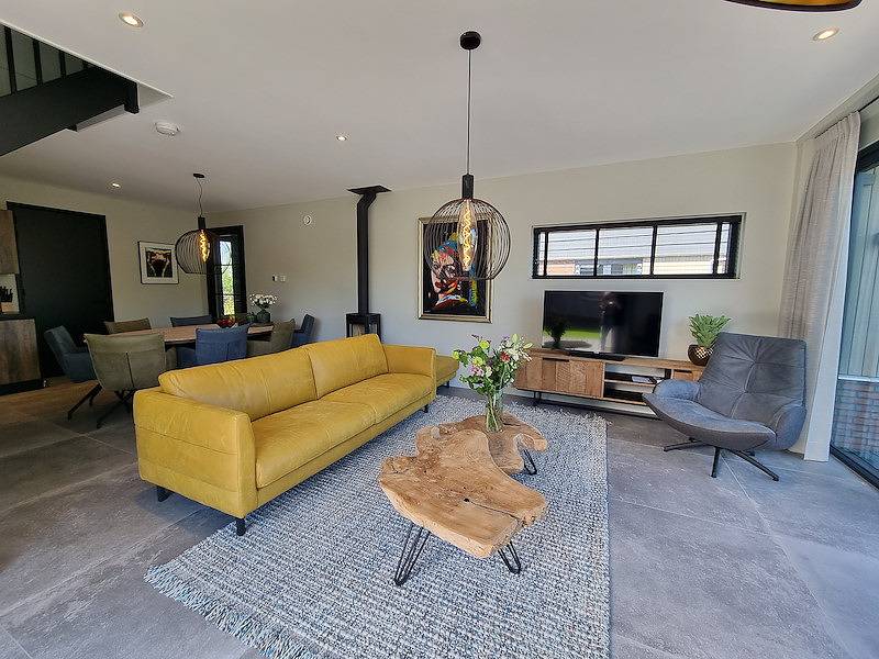 Vakantiefriesland — Luxus-Wasservilla in Balk mit privatem Steg in Balk, Ijsselmeer