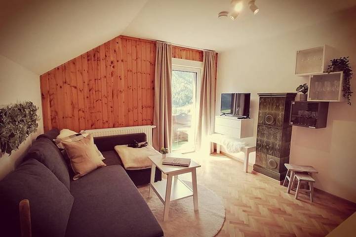 Ferienwohnung für 2 Personen, mit Garten in Flattach