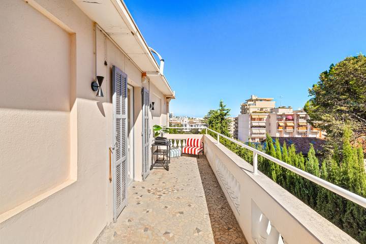 Apartamento entero, 625 Liberation - Lot 7 in Saint-Laurent-du-Var, Costa mediterránea (Francia)