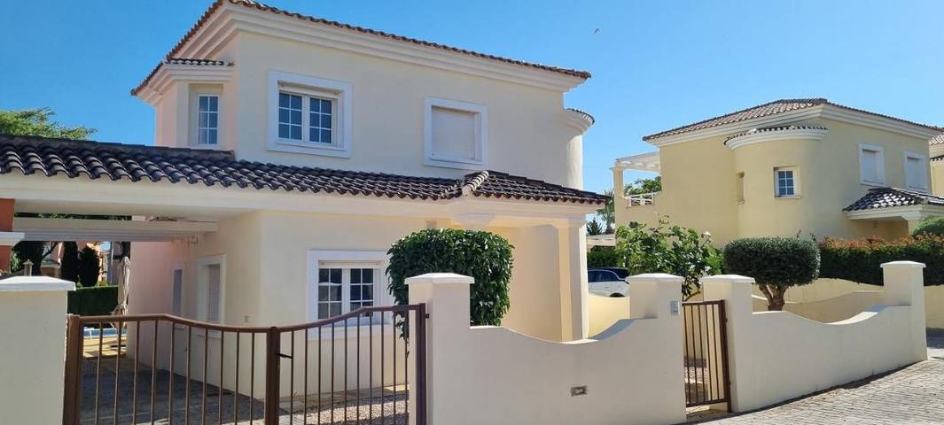 Chalet para 6 personas, con vistas además de piscina y jardín en Huerta de Murcia - 3