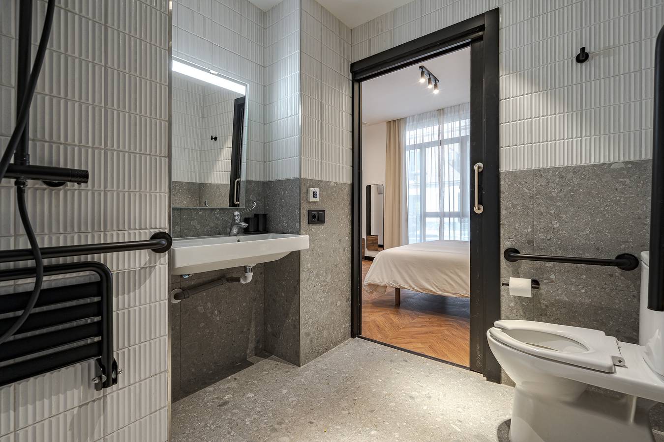 Geheel appartement, Style | Triple Accessible Suite in Madrid, Área Metropolitana de Madrid
