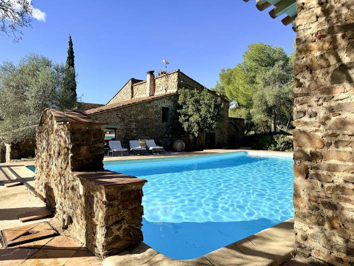 Location de vacances pour 10 personnes, avec jardin ainsi que sauna et terrasse, adapté aux familles à Espira-de-l'Agly