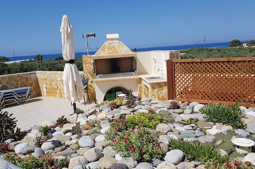 Uw Kretenzische vakantiehuis: luxe accommodatie in een rustige, aan zee gelegen omgeving. in Zuid-Kreta