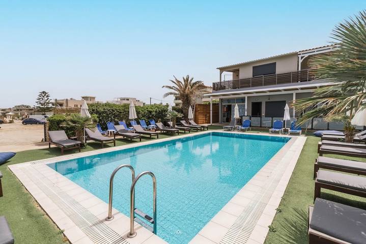 Appartement de vacances pour 4 personnes, avec Balcon et Terrasse ainsi que Jardin et Piscine