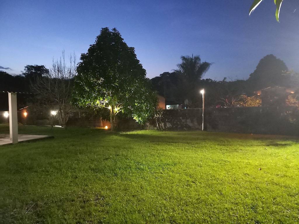 Bauernhof / Haus in Peruíbe nur 10 Minuten vom Strand entfernt. Komm schau es dir an in Peruíbe, Baixada Santista