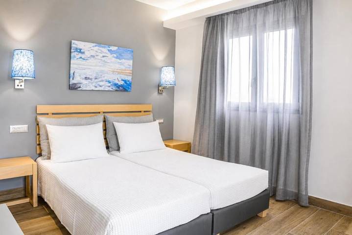 Appart’hôtel pour 2 personnes, avec piscine ainsi que vue et jardin