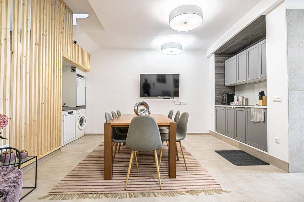Ganze Wohnung, Elegant & Cozy 5Br Haven - By The Danube River in Krems an der Donau, Donau Niederösterreich