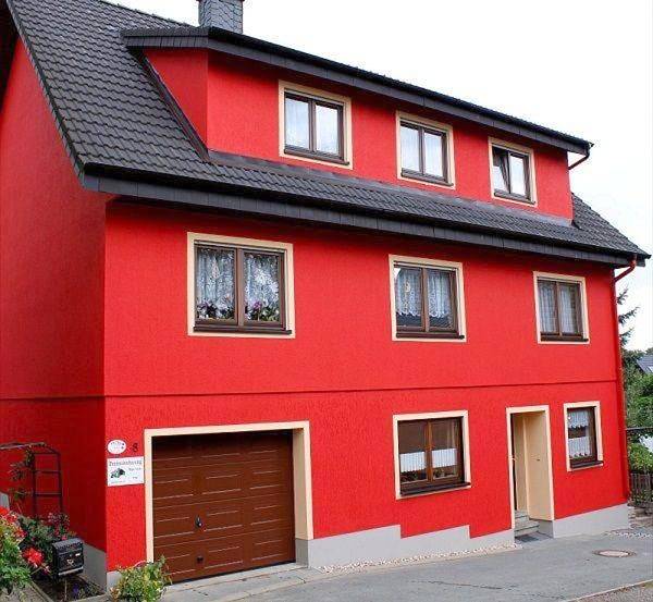 Ferienwohnung für 4 Personen, mit Terrasse und Garten in Großrückerswalde