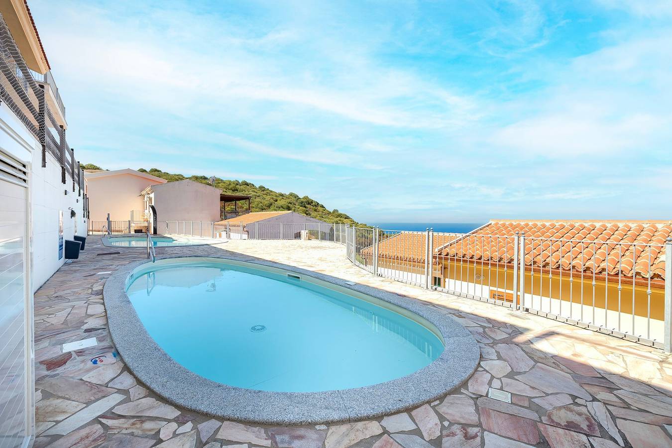 Ganze Wohnung, Ferienwohnung 'Dolce Vita' mit Meerblick, Gemeinschaftspool und Wi-Fi in Trinità d'Agultu e Vignola (Borgo), Trinità d'Agultu e Vignola und Umgebung