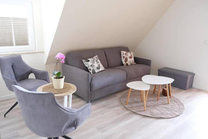 Ferienwohnung für 5 Personen, mit Garten und Ausblick sowie Terrasse - 1